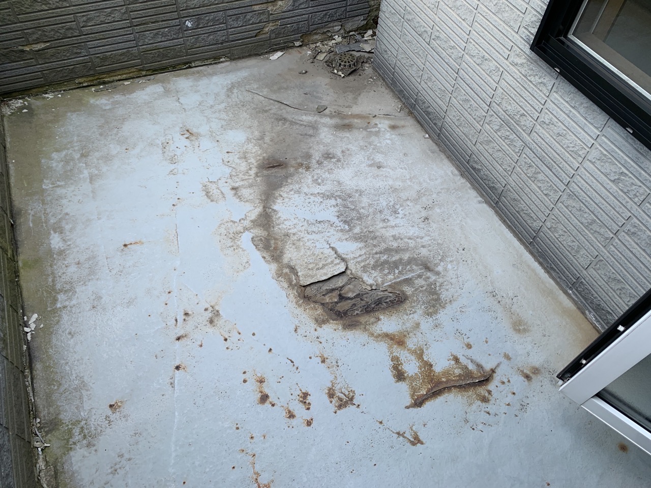 【八戸】本日夏祭り！　ベランダ改修事例　外壁塗装｜屋根塗装｜塗装業者｜塗装屋｜塗装会社