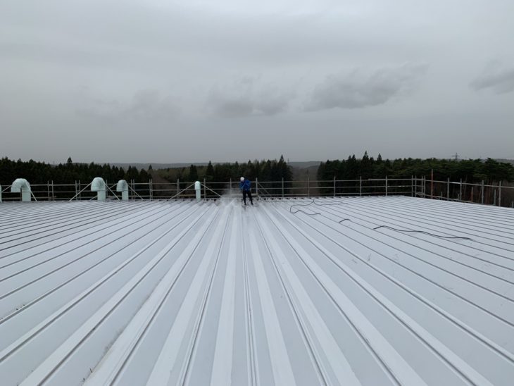 【八戸】屋根塗装中　外壁塗装｜屋根塗装｜塗装業者｜塗装屋｜塗装会社